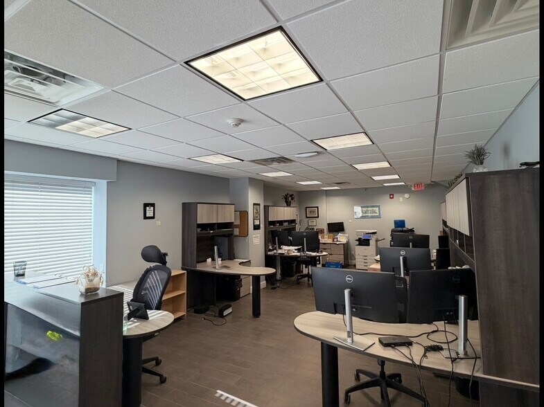 More Photos Of 52-54 W Main St, Bogota Storefront Retail Residential For Lease