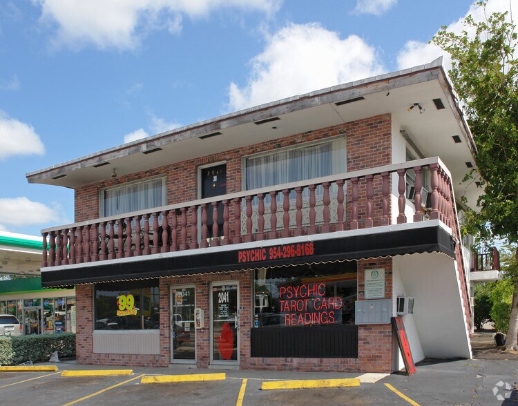 More Photos Of 2041 W Oakland Park Blvd, Oakland Park Storefront Retail Residential For Lease