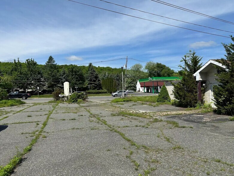 More Photos Of 647 State Route 15 N, Lake Hopatcong Land For Lease