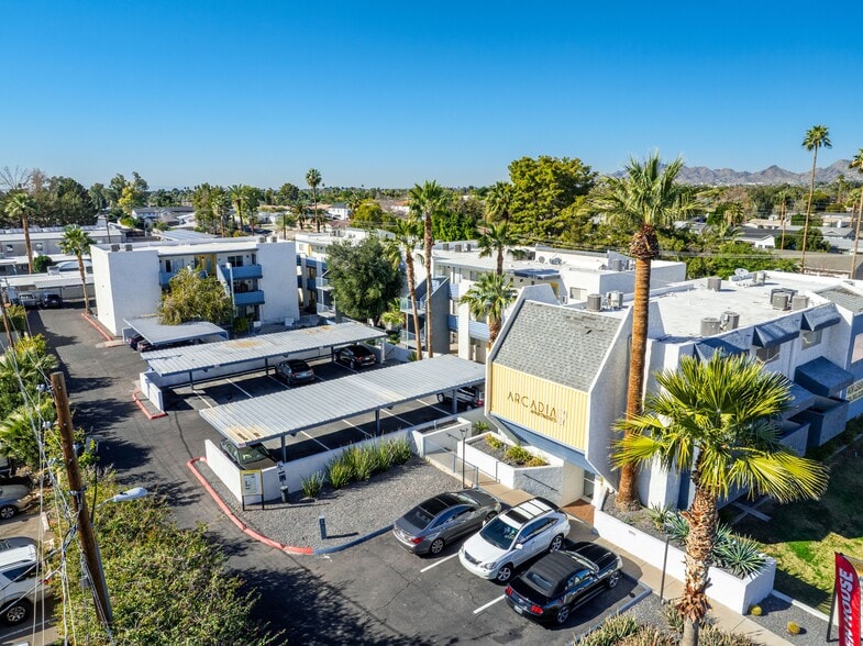 More Photos Of 2930 N 52nd St, Phoenix Apartments For Sale