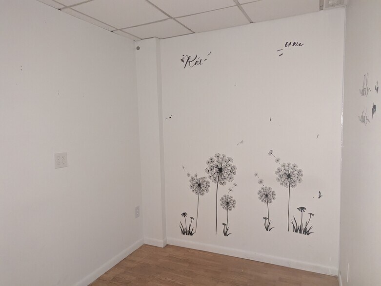 More Photos Of 227 Bedford St, Stamford Storefront For Lease