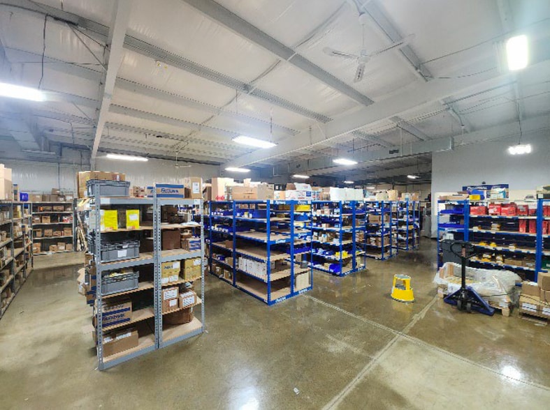 More Photos Of 2006 Highway 72 E Anx, Corinth Light Distribution For Lease