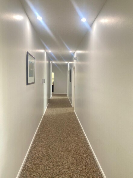 More Photos Of 97 C Michael Davenport Blvd, Frankfort Office For Sale