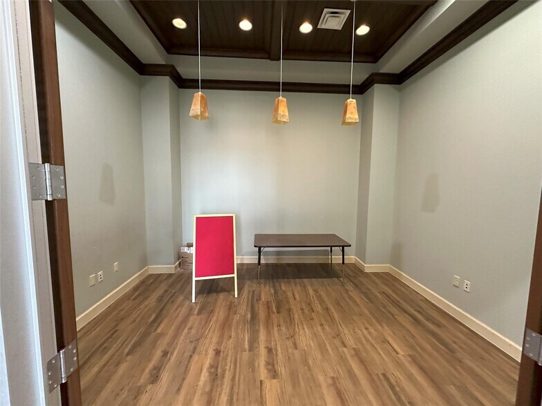 More Photos Of 7700 San Jacinto Pl, Plano Medical For Lease