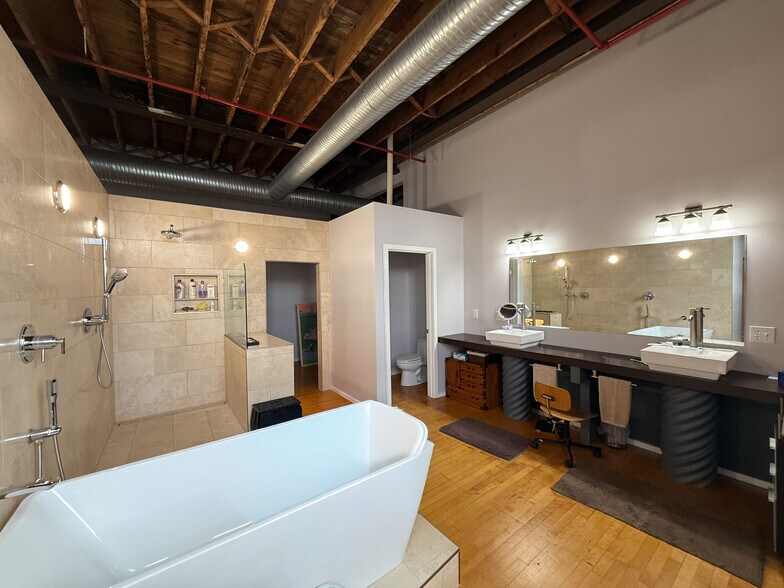 More Photos Of 122 E Innes St, Salisbury Storefront Retail Residential For Sale