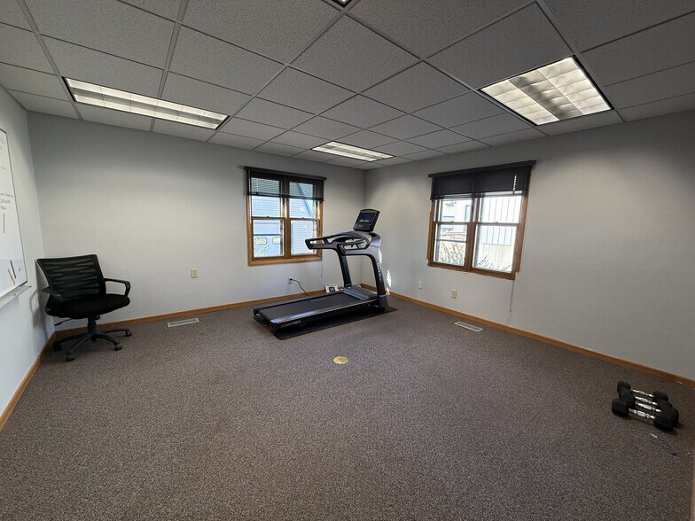 More Photos Of 6135 N American Ln, De Forest Warehouse For Lease