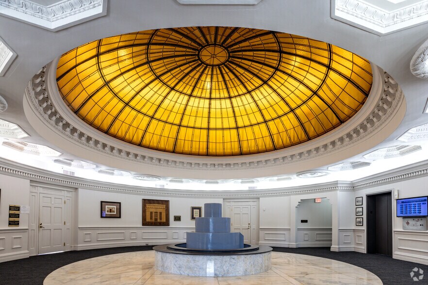 More Photos Of 428 E 4th St, Charlotte Office For Lease