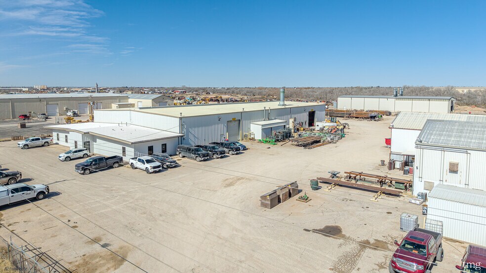 More Photos Of 2120 Maurice Rd, Odessa Warehouse For Sale