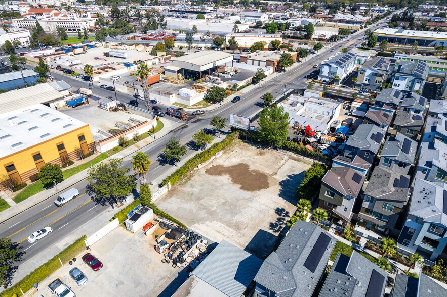 More Photos Of 922 E 4th St, Santa Ana Land For Sale