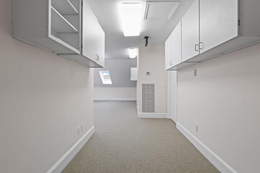 More Photos Of 111 Oronoco St, Alexandria Office For Lease