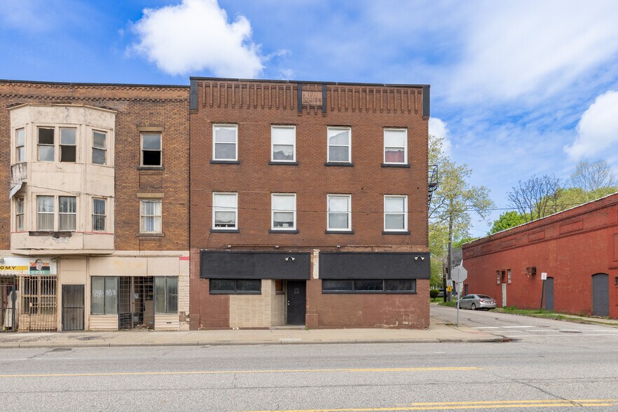 More Photos Of 11239 Superior Ave, Cleveland General Retail For Sale