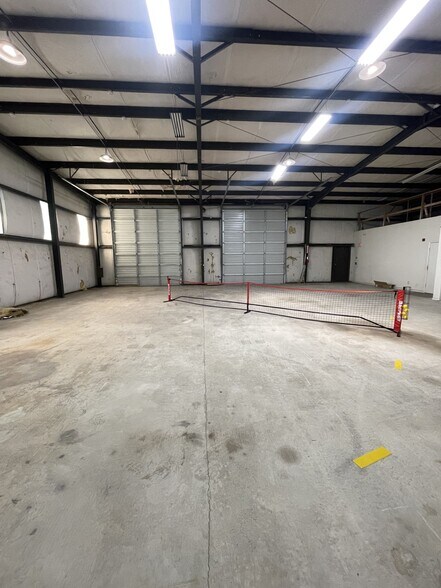 More Photos Of 203 W 96, League City Light Distribution For Sale