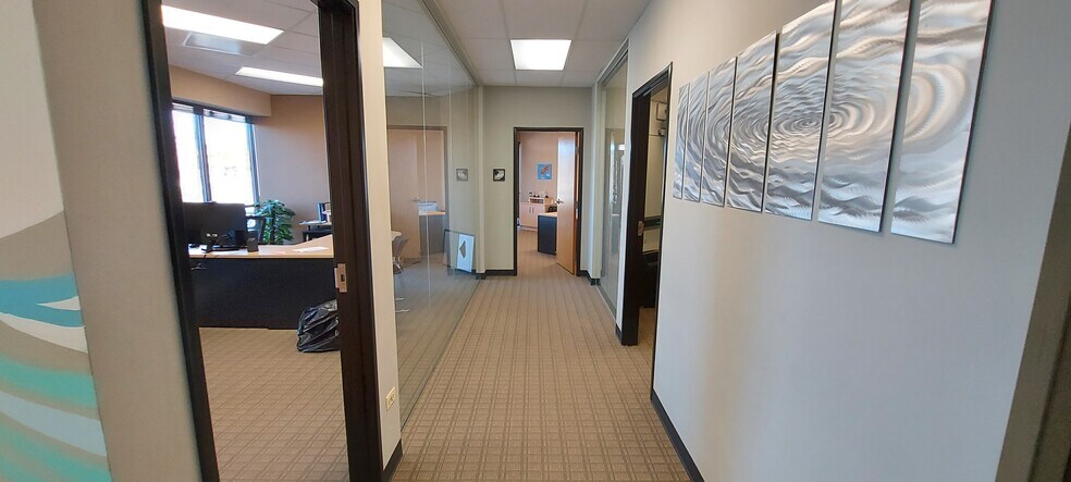 More Photos Of 7399 S Tucson Way, Centennial Flex For Lease