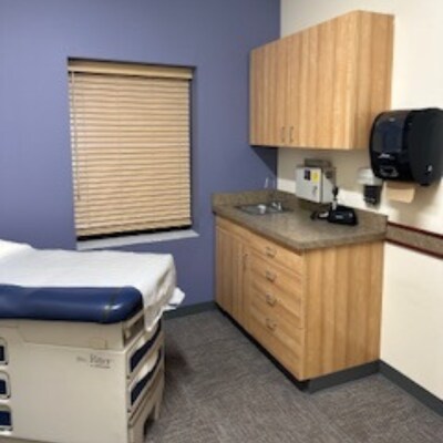 More Photos Of 49 Prince St, Harrisburg Medical For Sale