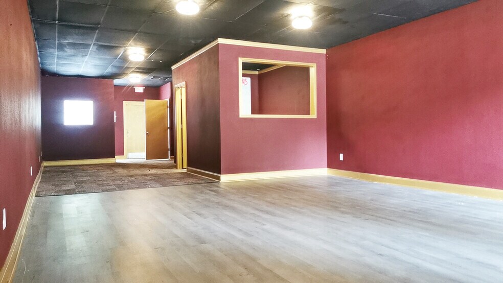 More Photos Of 3701 State Road 580 W, Oldsmar Freestanding For Lease