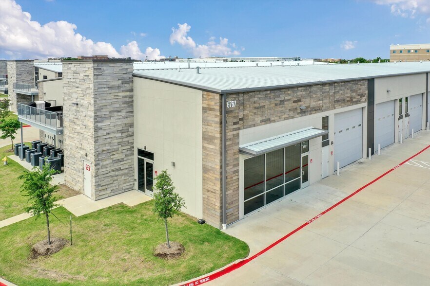 More Photos Of 6767 All Stars Ave, Frisco Showroom For Sale