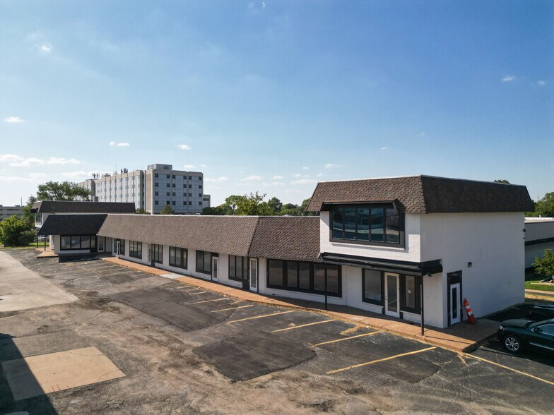 Primary Photo Of 3900 E Harry St, Wichita Office For Sale