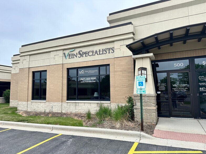 More Photos Of 1670 Capital St, Elgin Medical For Sale