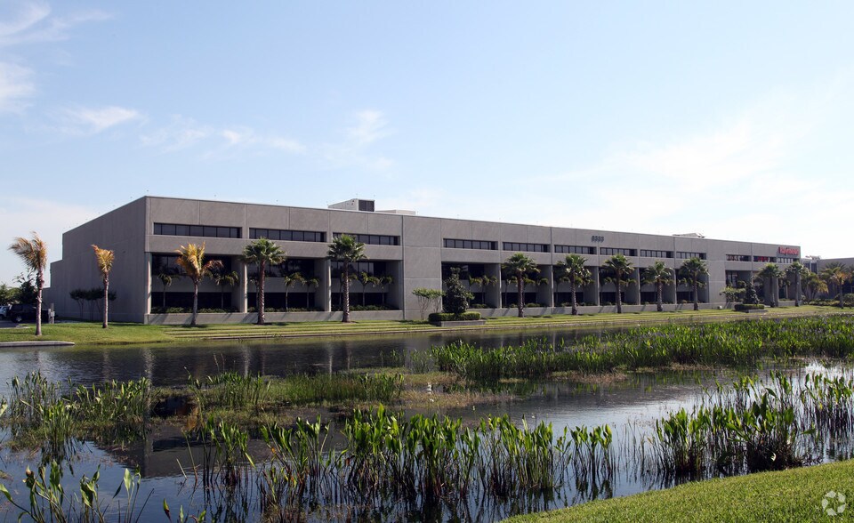 More Photos Of 8333 Bryan Dairy Rd, Largo Office For Sale