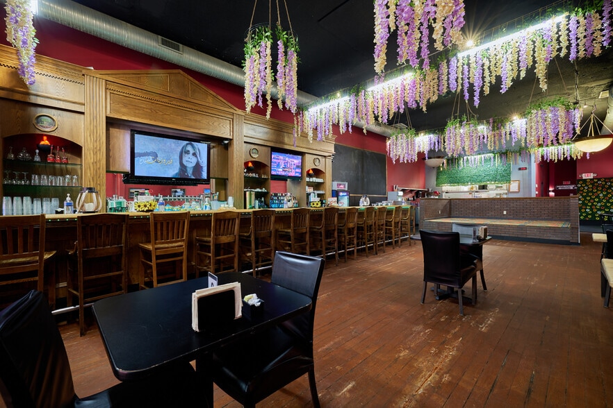 More Photos Of 1315-1317 Washington Ave, Saint Louis Restaurant For Sale