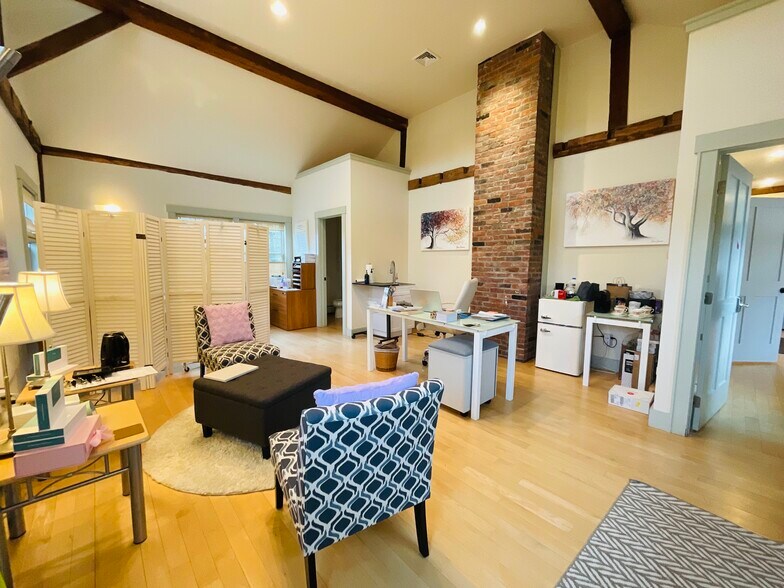 More Photos Of 168 Main St, Great Barrington Medical For Sale