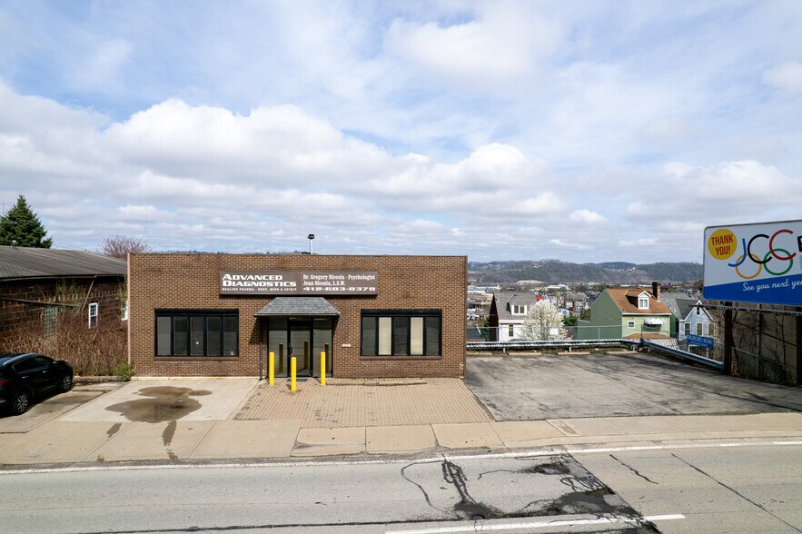 More Photos Of 3519 Bigelow Blvd, Pittsburgh Office For Sale