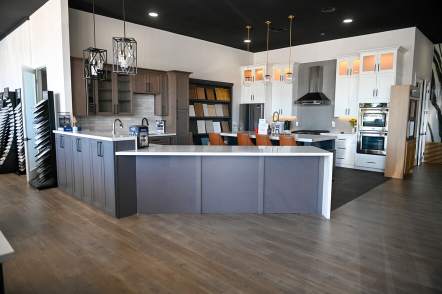 More Photos Of 5201 Auburn Blvd, Sacramento Freestanding For Sale