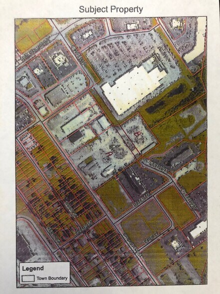 More Photos Of 1630 Broadway St, Clarksville Warehouse For Sale