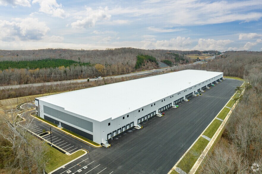 More Photos Of 1045 Richmond Hwy, Fredericksburg Warehouse For Lease