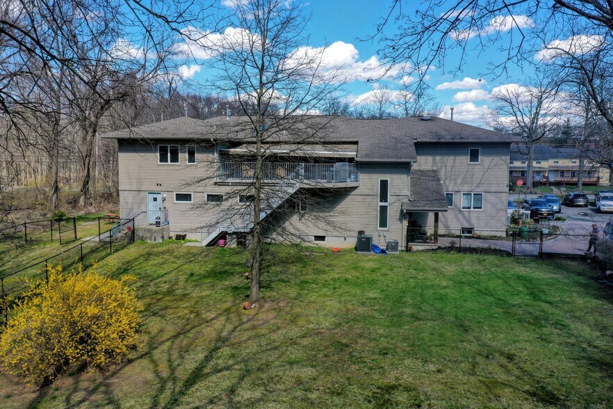 More Photos Of 455 Newark Pompton Tpke, Wayne Office Residential For Lease