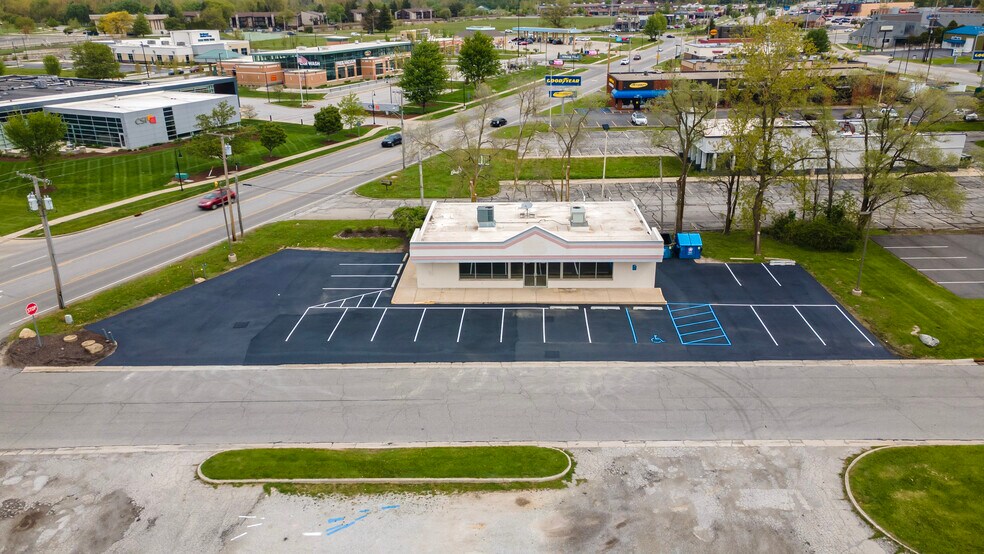 More Photos Of 2306 Calumet Ave, Valparaiso Convenience Store For Sale