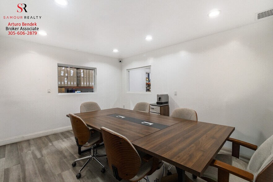 More Photos Of 3317-3347 NW 74th Ave, Miami Warehouse For Sale