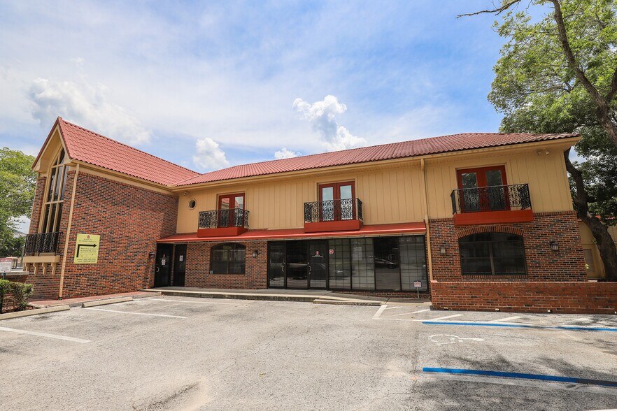 More Photos Of 305 SE 2nd Ave, Gainesville Office For Lease