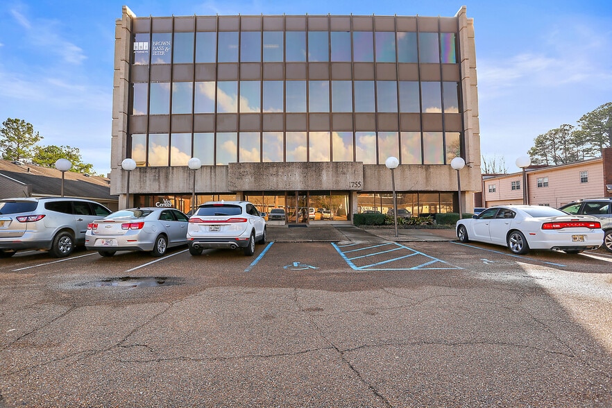 More Photos Of 1755 Lelia Dr, Jackson Office For Lease