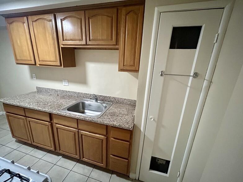 More Photos Of 21447-461 Ocean View Dr, Hayward Apartments For Sale