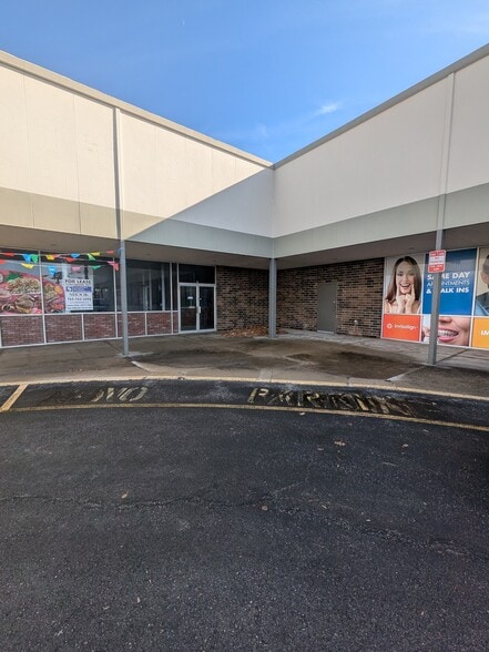 More Photos Of 311 Sagamore Pky N, Lafayette Storefront For Lease