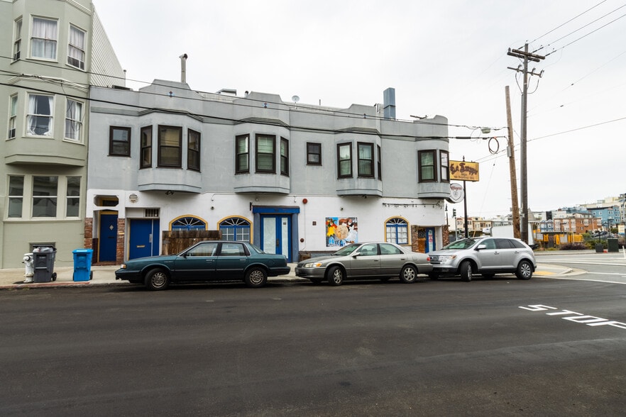 More Photos Of 800 Greenwich St, San Francisco Storefront Retail Residential For Lease