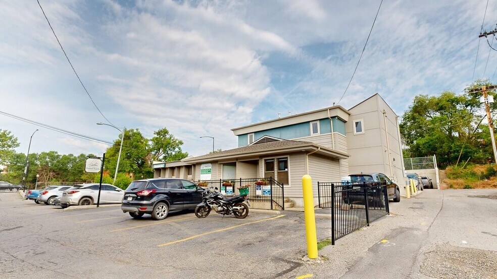 More Photos Of 1321 N 27th St, Billings Medical For Sale