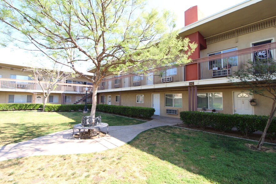 More Photos Of 532-620 N Fulton St, Fresno Apartments For Sale