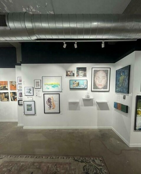 More Photos Of 109 Roberts St, Asheville General Retail For Sale