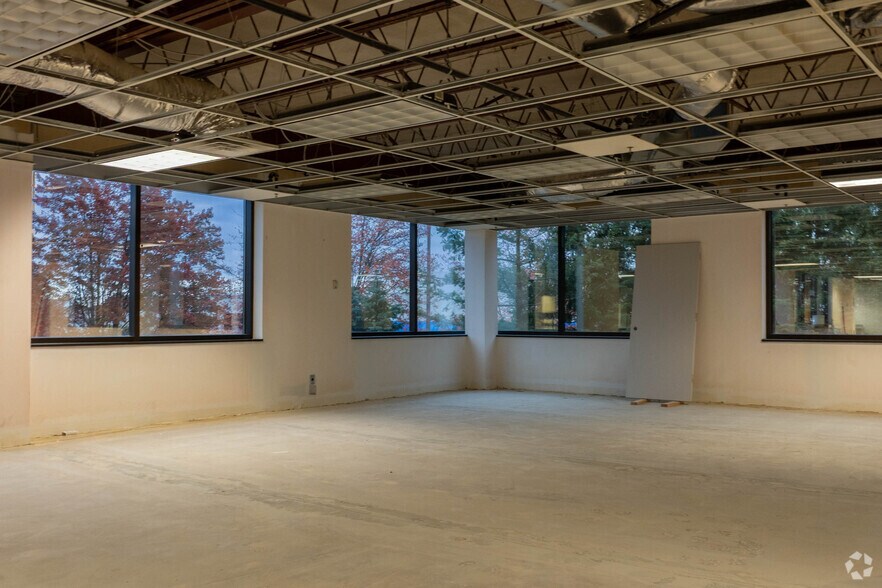 More Photos Of 199 Pomeroy Rd, Parsippany Office For Lease
