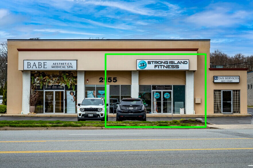 Primary Photo Of 2155 Jericho Tpke, Commack Medical For Lease