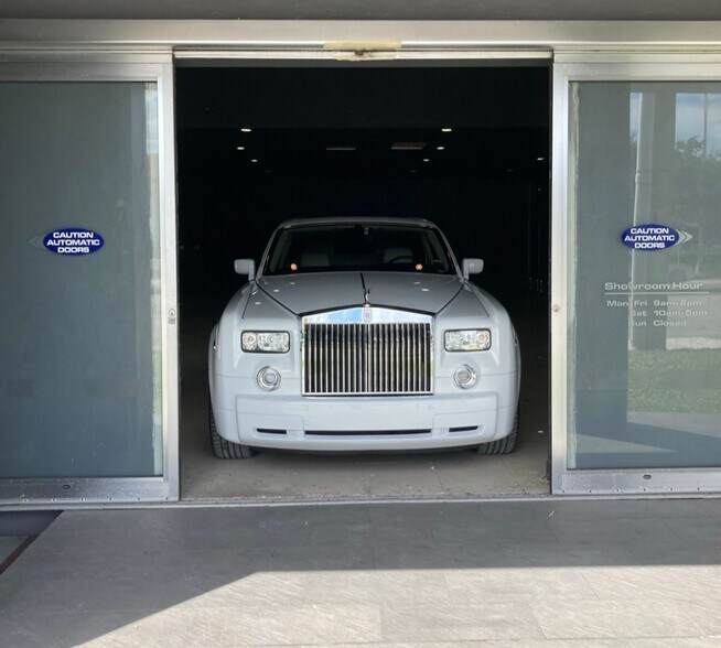 More Photos Of 5401 N Federal Hwy, Fort Lauderdale Freestanding For Sale