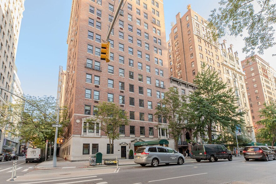 More Photos Of 51 Fifth Ave, New York Apartments For Sale