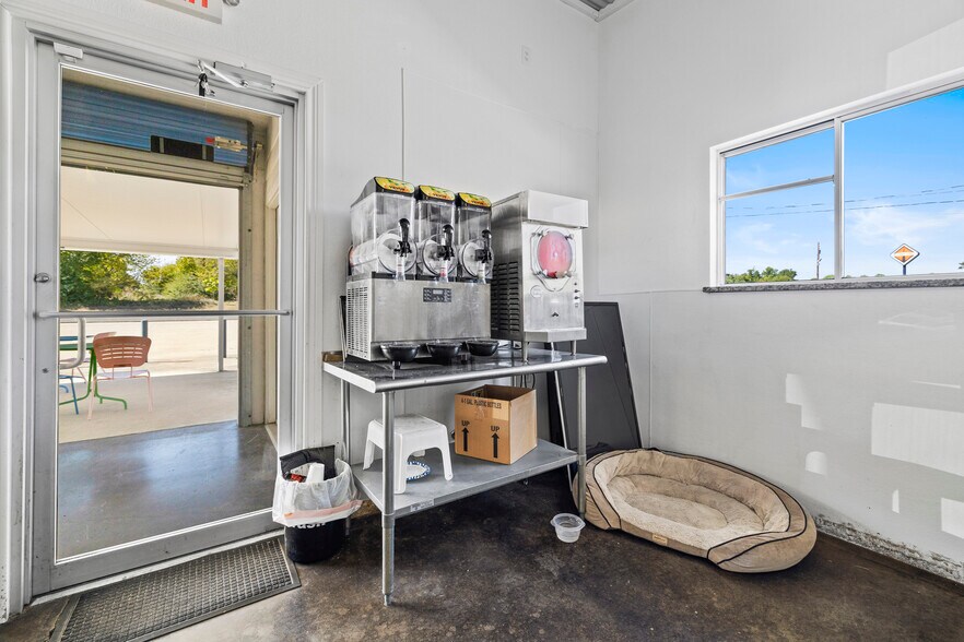 More Photos Of 3020 S Eastman Rd, Longview Land For Sale