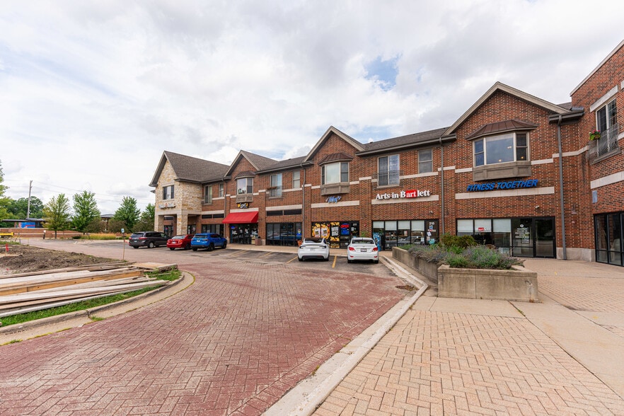 More Photos Of 241 S Main St, Bartlett Apartments For Lease