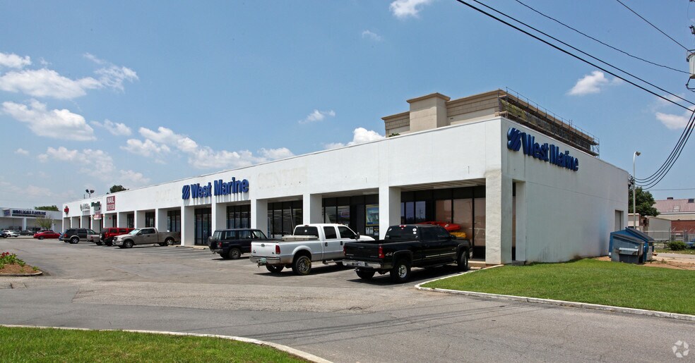 More Photos Of 3658 Airport Blvd, Mobile Unknown For Lease