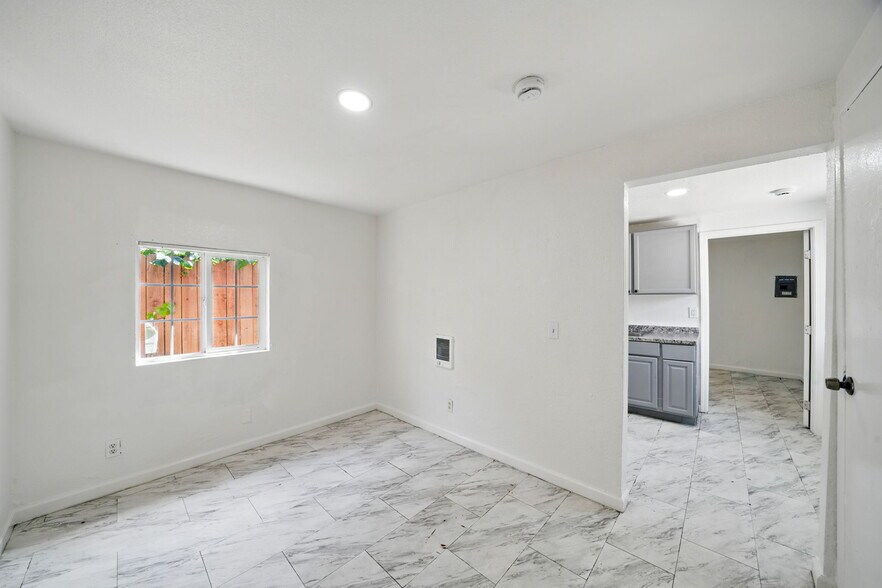 More Photos Of 462 Delhi Ave, Stockton Multifamily For Sale