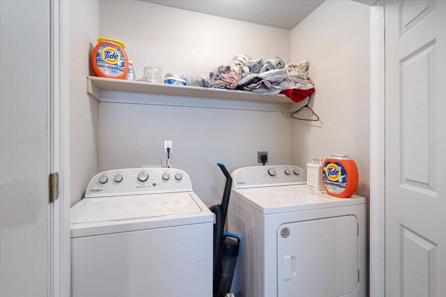 More Photos Of 19070 191st Ave, Spiro Apartments For Sale