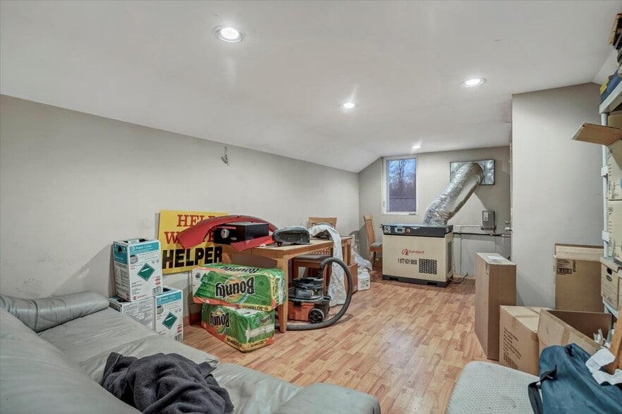 More Photos Of 3 Marlorville Rd, Wappingers Falls Auto Repair For Sale